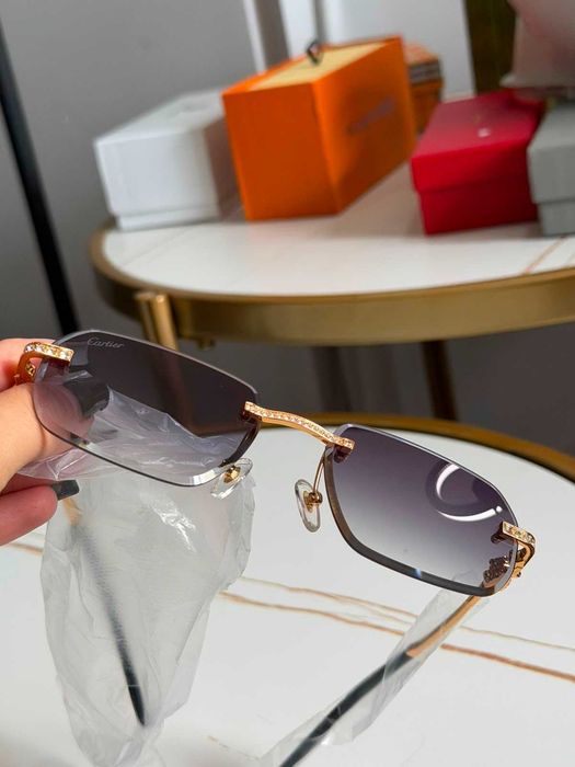 Ochelari de soare Cartier aurii