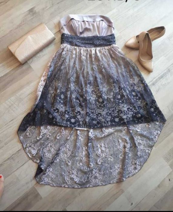 Елегантна рокля сатен и дантела