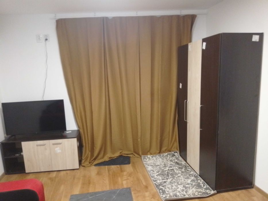 Vand Apartament 2 Camere Decomandat Strehaia Zona Centrala