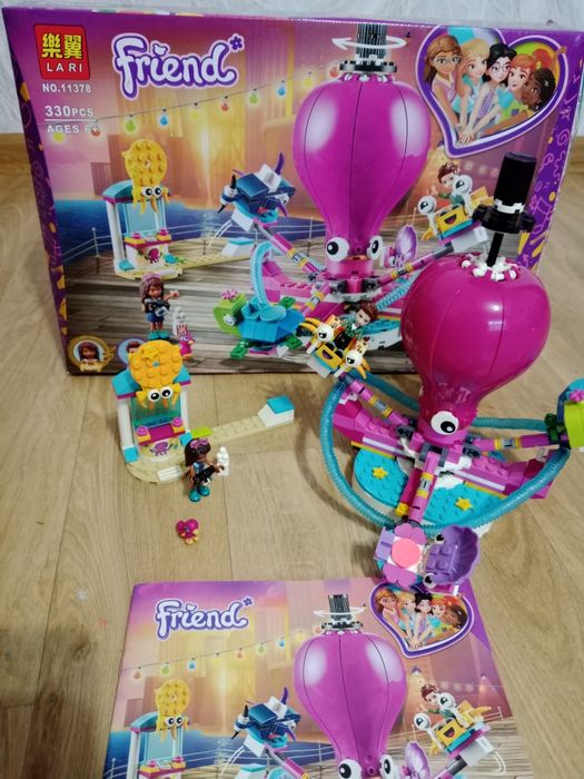 Продам конструктор Лего.