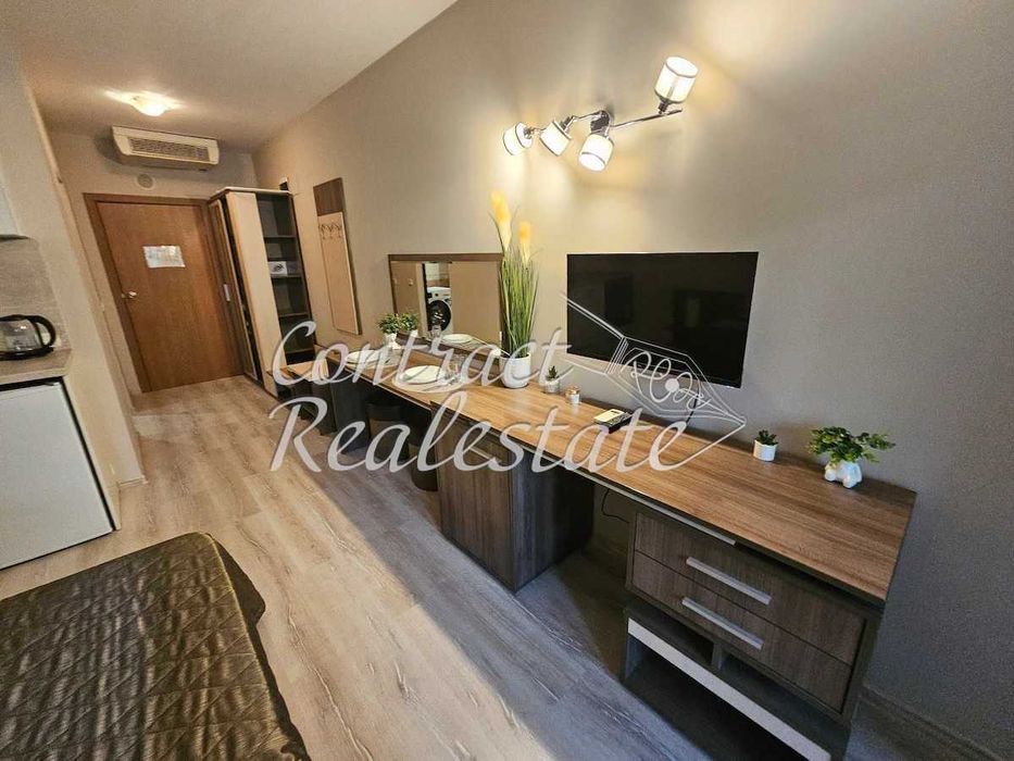 Дава се под наем Едностаен апартамент в к.к. Св.Св. Константин и Елена - 33 кв.м за 306 € - Снимка #1