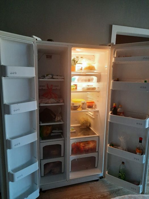 Продается Холодильник