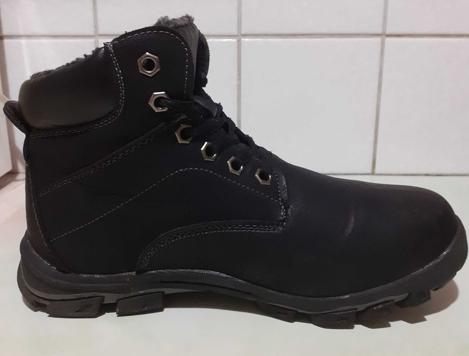 Черни кубинки 40 номер