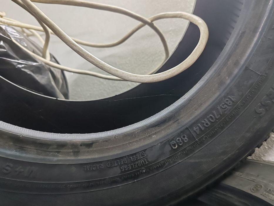Продам резину на 186/70/14