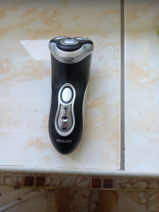 Aparat ras Philips HQ 7890