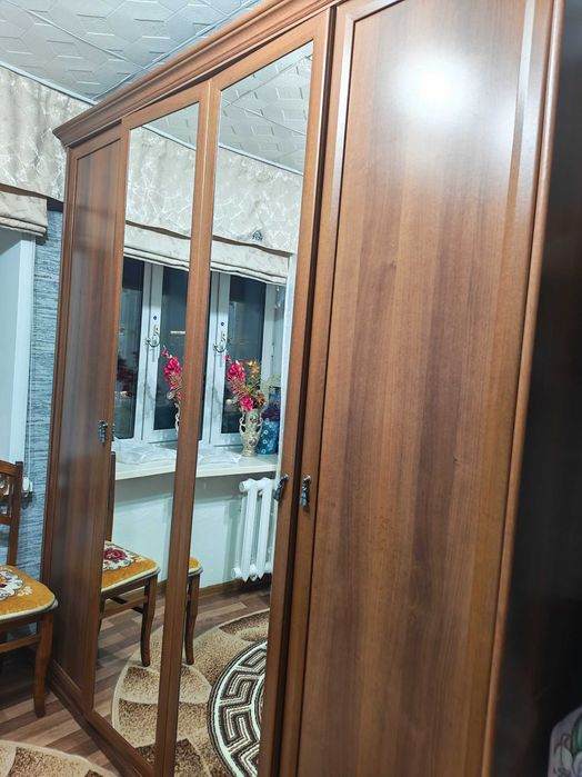 Продам шкаф в хорошем состоянии