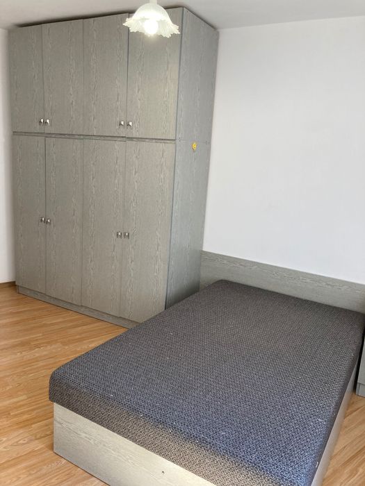 Тристаен апартамент под наем в центъра