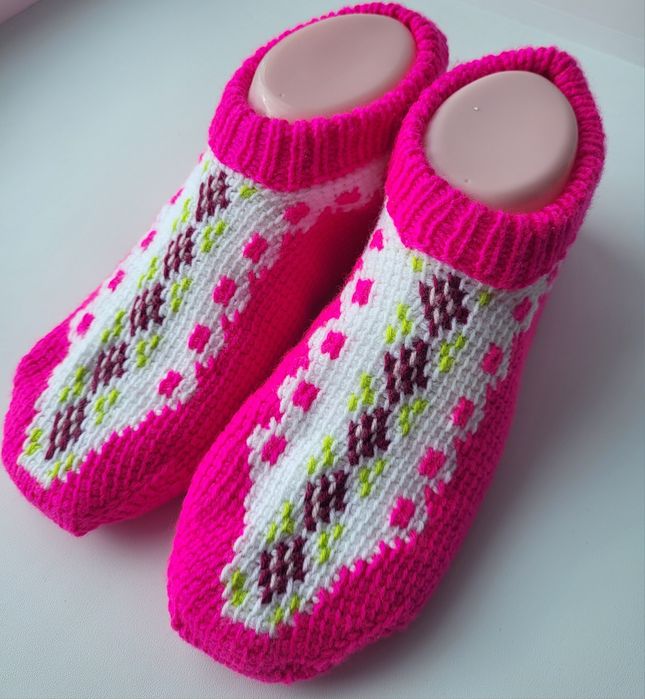 Вязанные тепленькие следки.