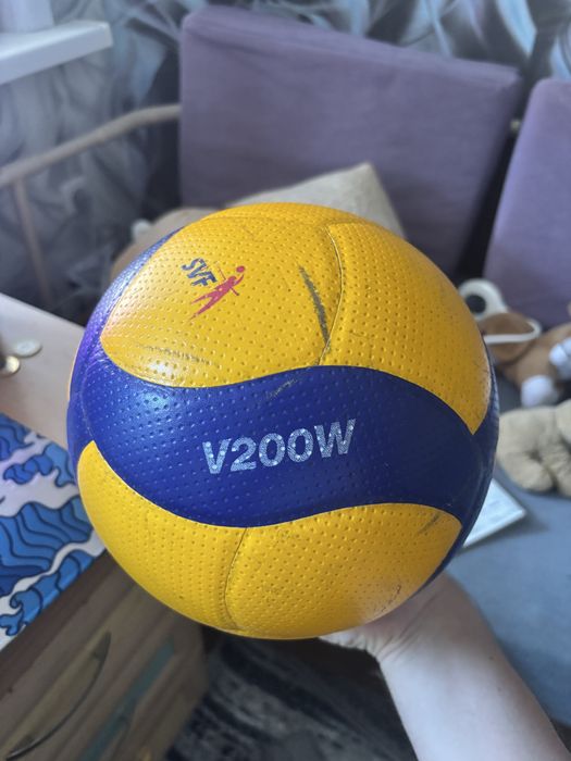 Оригинальный Mikasa v200w играли не много