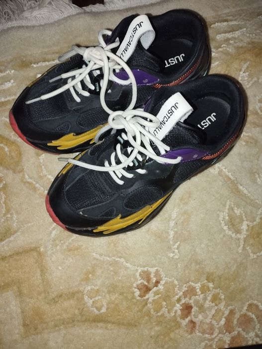 Маратонки на Justcavali