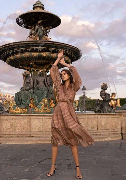 Платье в горошек