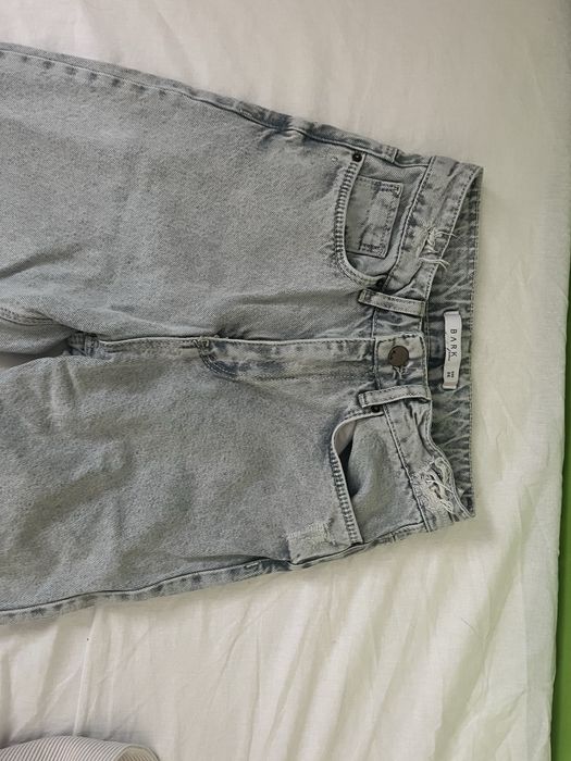 Дънки в отлично състояние