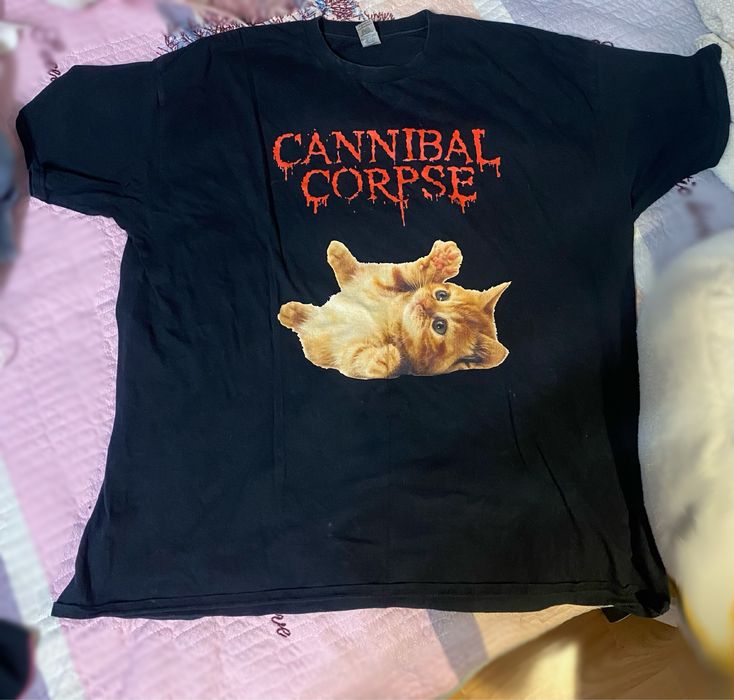 Очень большая футболка Cannibal Corpse с котиком