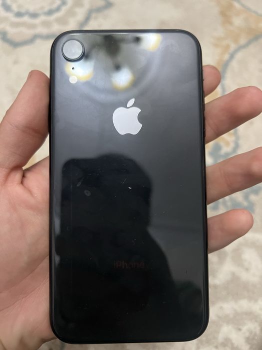 Продается iPhone XR