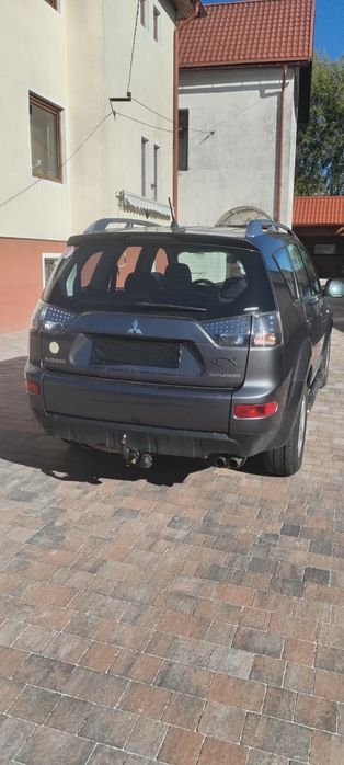 Vand Mitsubishi Outlander II 2008