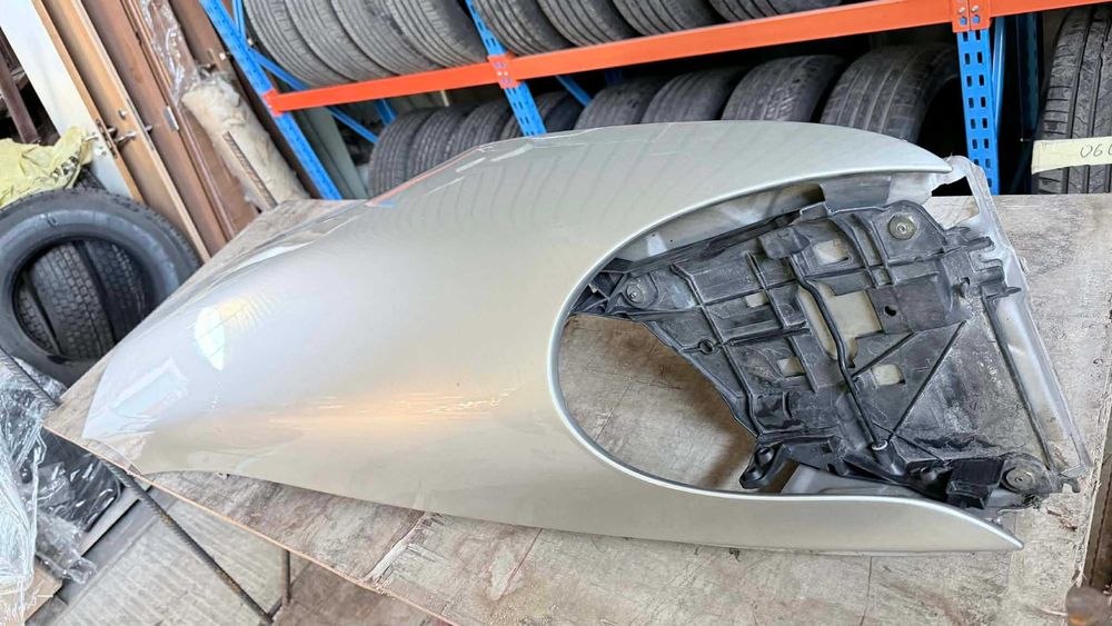 Калник преден ляв Порше 911 996, Carrera Porsche 996