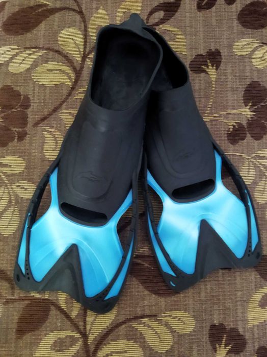 Плавници за плуване