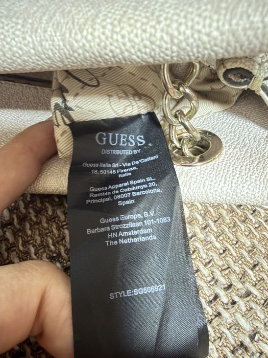 Oригинална Чанта GUESS