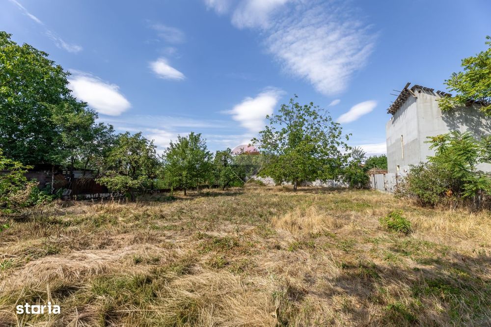Casă de închiriat cu 4 camere în Pârneava – mobilată și utilată