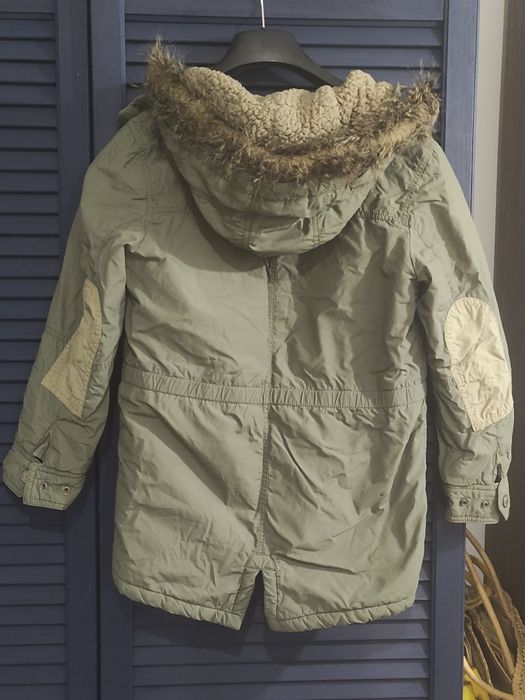 Benetton яке, размер 130 (7–8 г.)