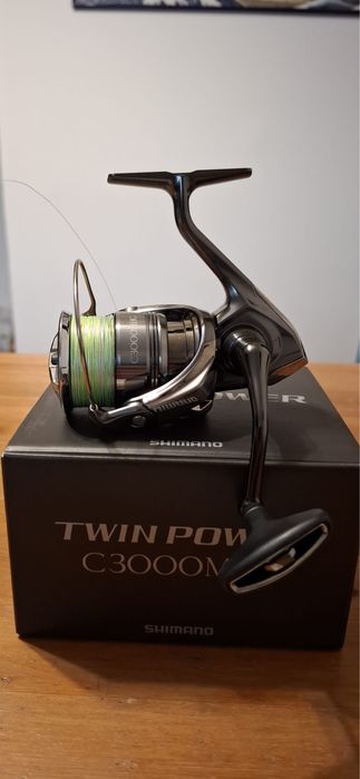 Mulineta shimano Twin power C3000MHG