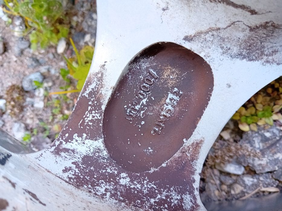 Продавам Джанти от Нисан примера 15ц