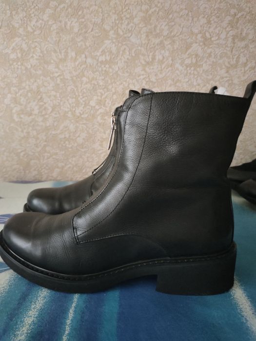 Продам Обувь Весна/ Зима