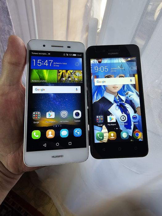 Продам два Телефона huawei