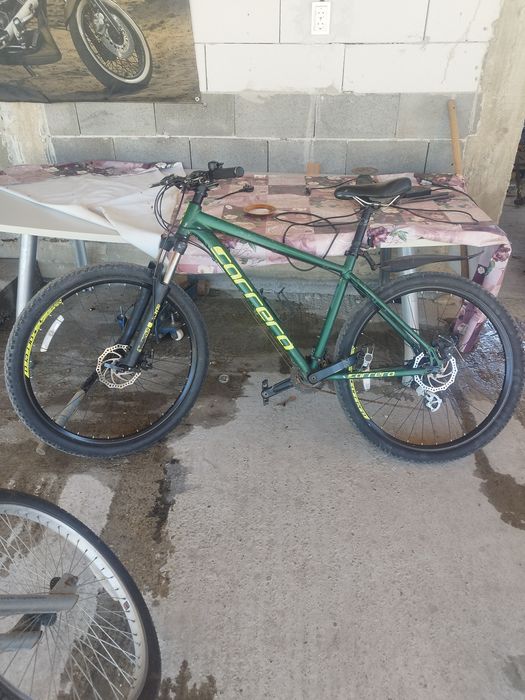 Bicicleta de vânzare