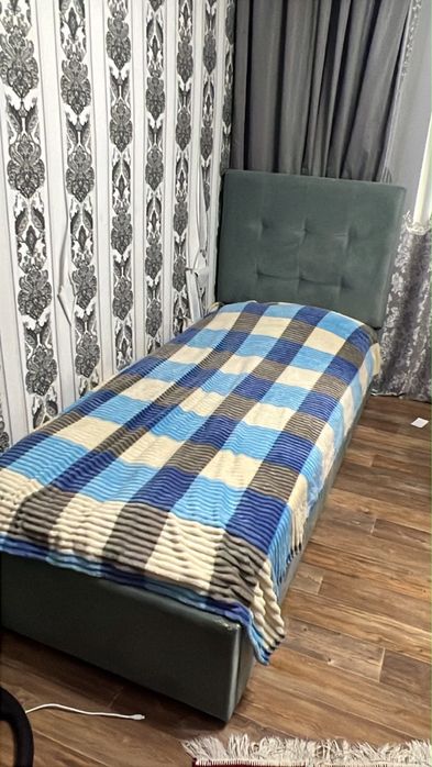 Продам кровать подростковую