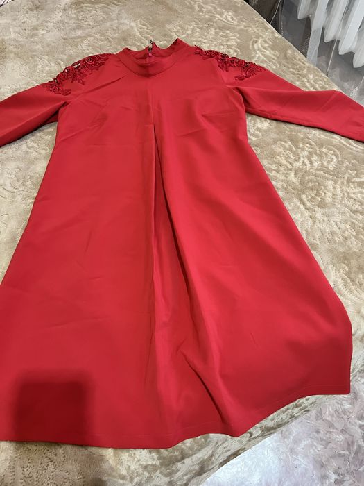 Продам красивое платье