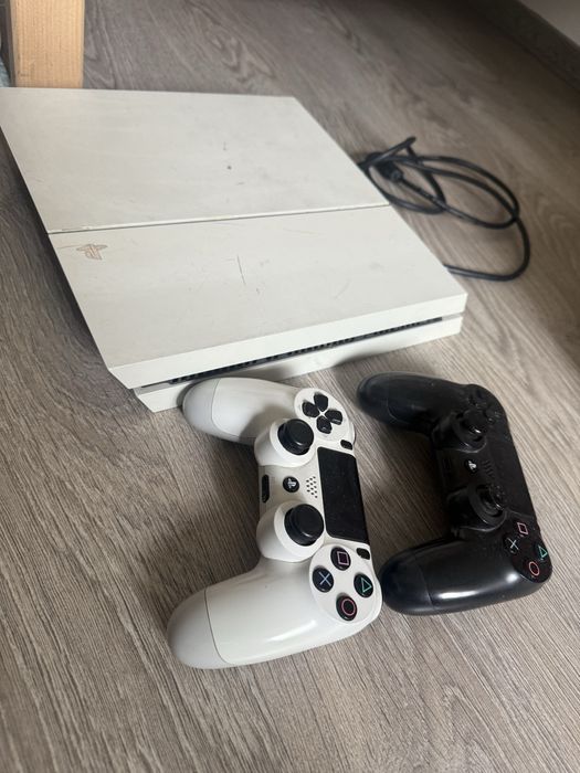 Продается Play Station 4 fat