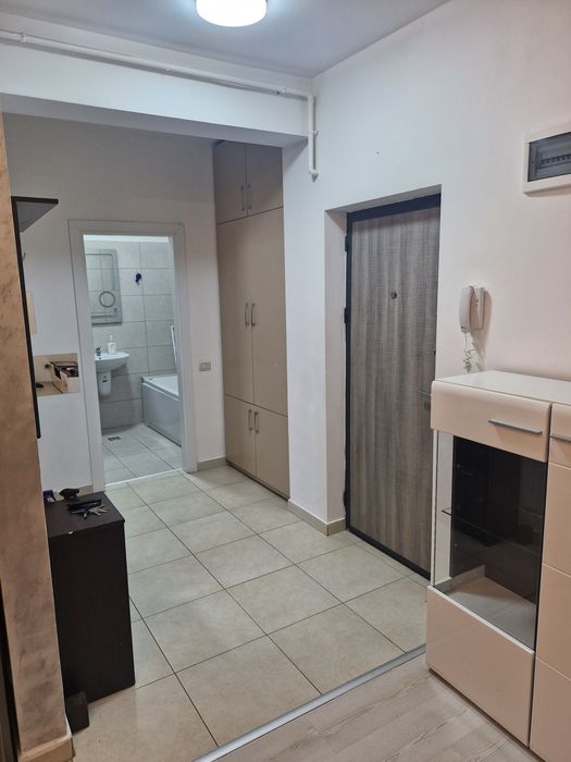 Inchiriez Apartament 2 camere  cu loc de parcare