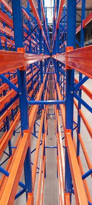 Rafturi metalice industriale pentru depozitarea de europaleti