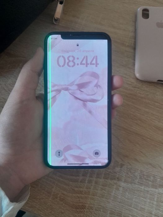 Iphone x yomkost 100