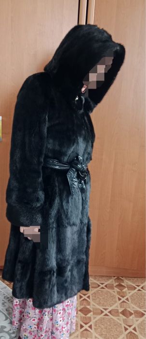 Продам норковую шубу