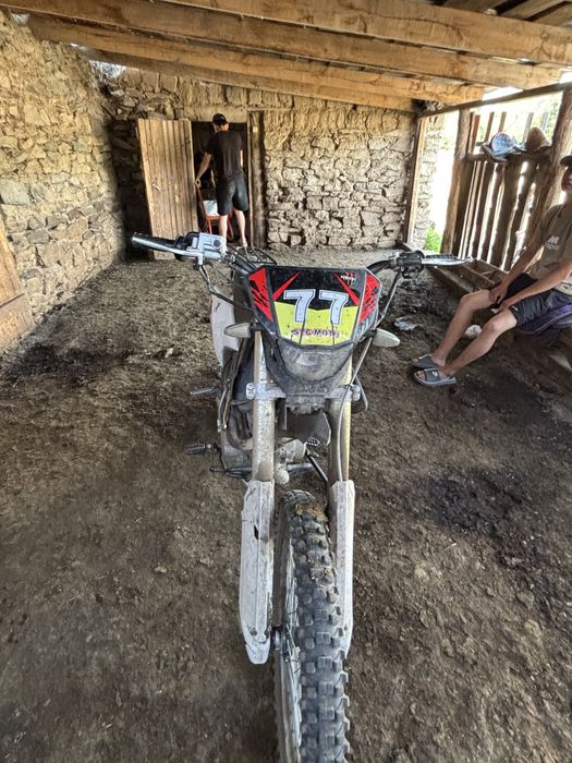 Эндуро 250  кубов