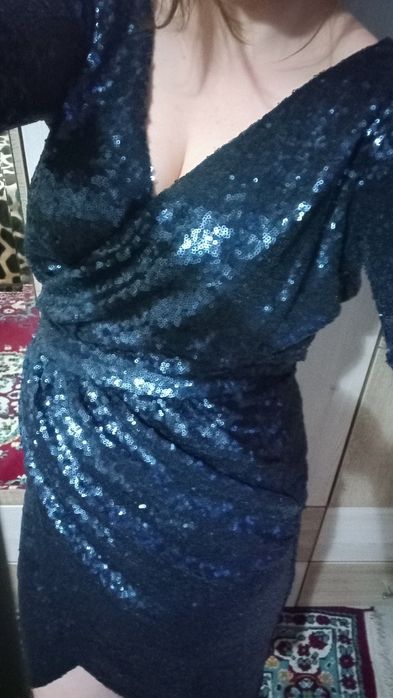 Rochie paiete superbă!