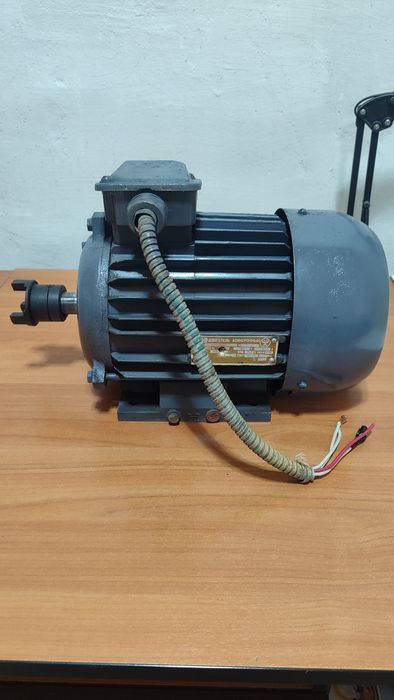 Электродвигатель 1.5 кВт