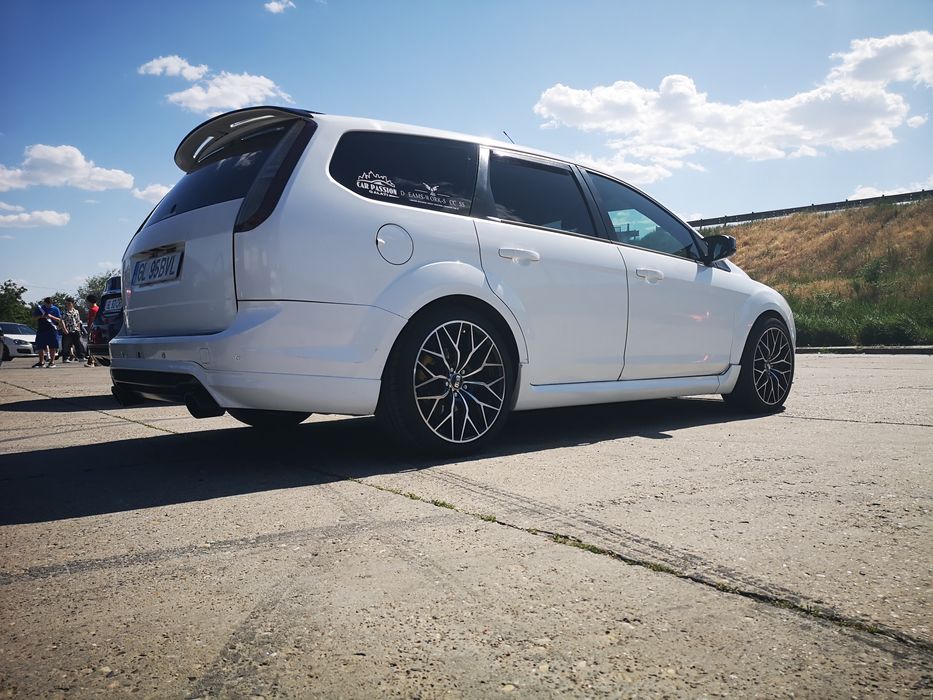 Ford focus mk2. 5 an 2011   mașina de pasionat auto