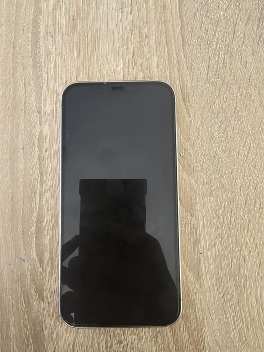 IPhone 12 pro с гарантию