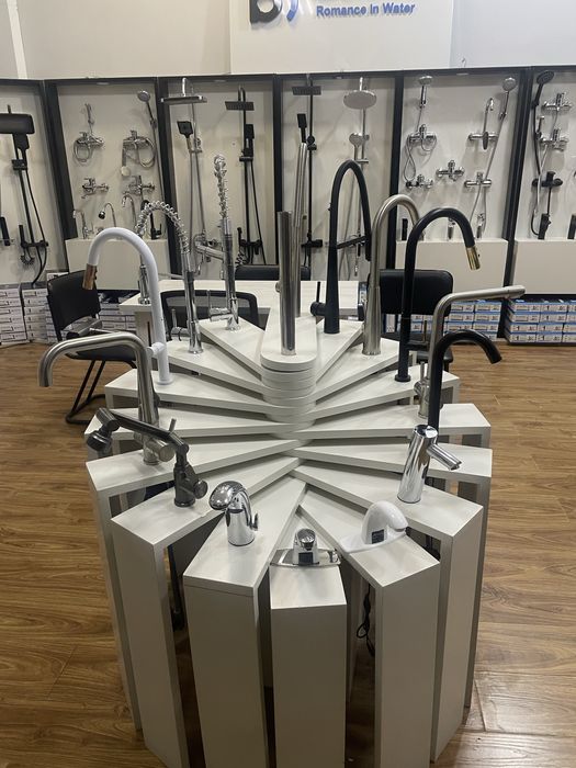 Официальный дистрибьютор . Сместители для кухни и ванной оптом