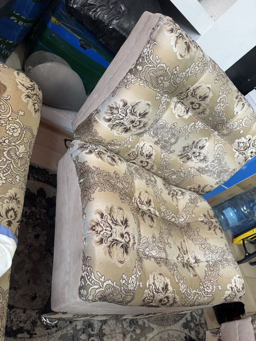 Продам Диван новый