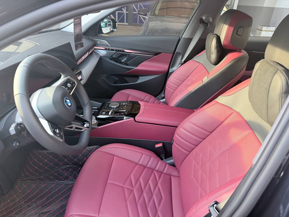 BMW i5 40L M-Sport 2025 yil bez probeg