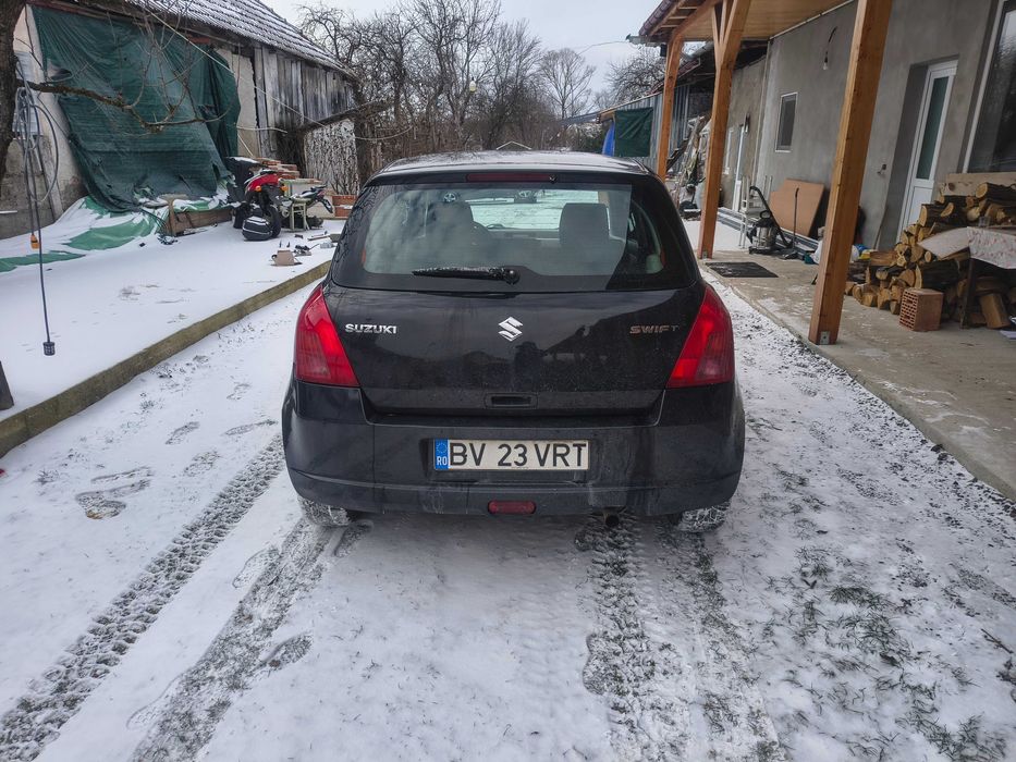 Suzuki Swift 1.3i