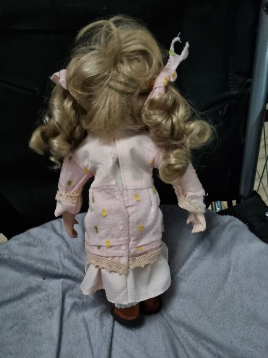 Кукла очень очень красивая