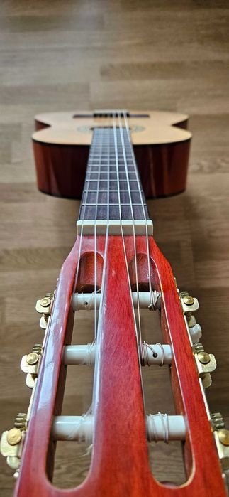 Класическа китара TOLEDO PRIMERA E060E