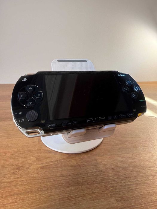 PSP 1000 Piano Black modată — prima generatie, verificata si testata