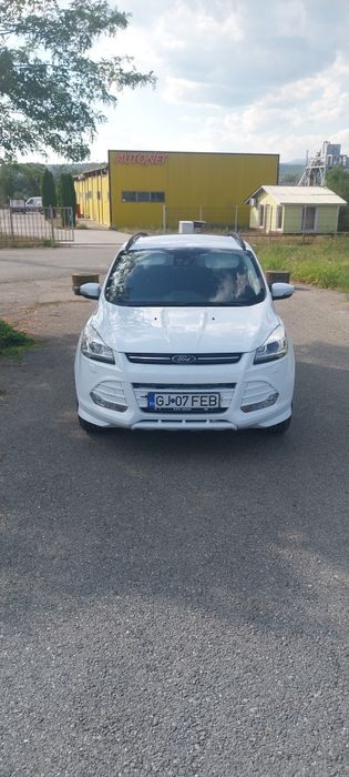 FORD  KUGA  4x4-2016