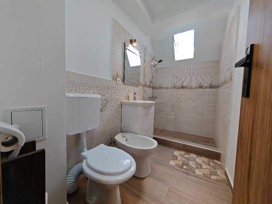 Inchiriem Casa Individuala, 3 Camere, Gradina 320 Mp, Moderna, Harman